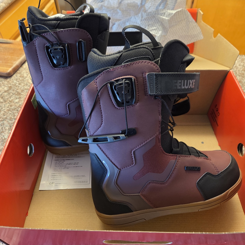 Deeluxe ID 22/23 Snowboard Boots, Men's 8.5, New In Box